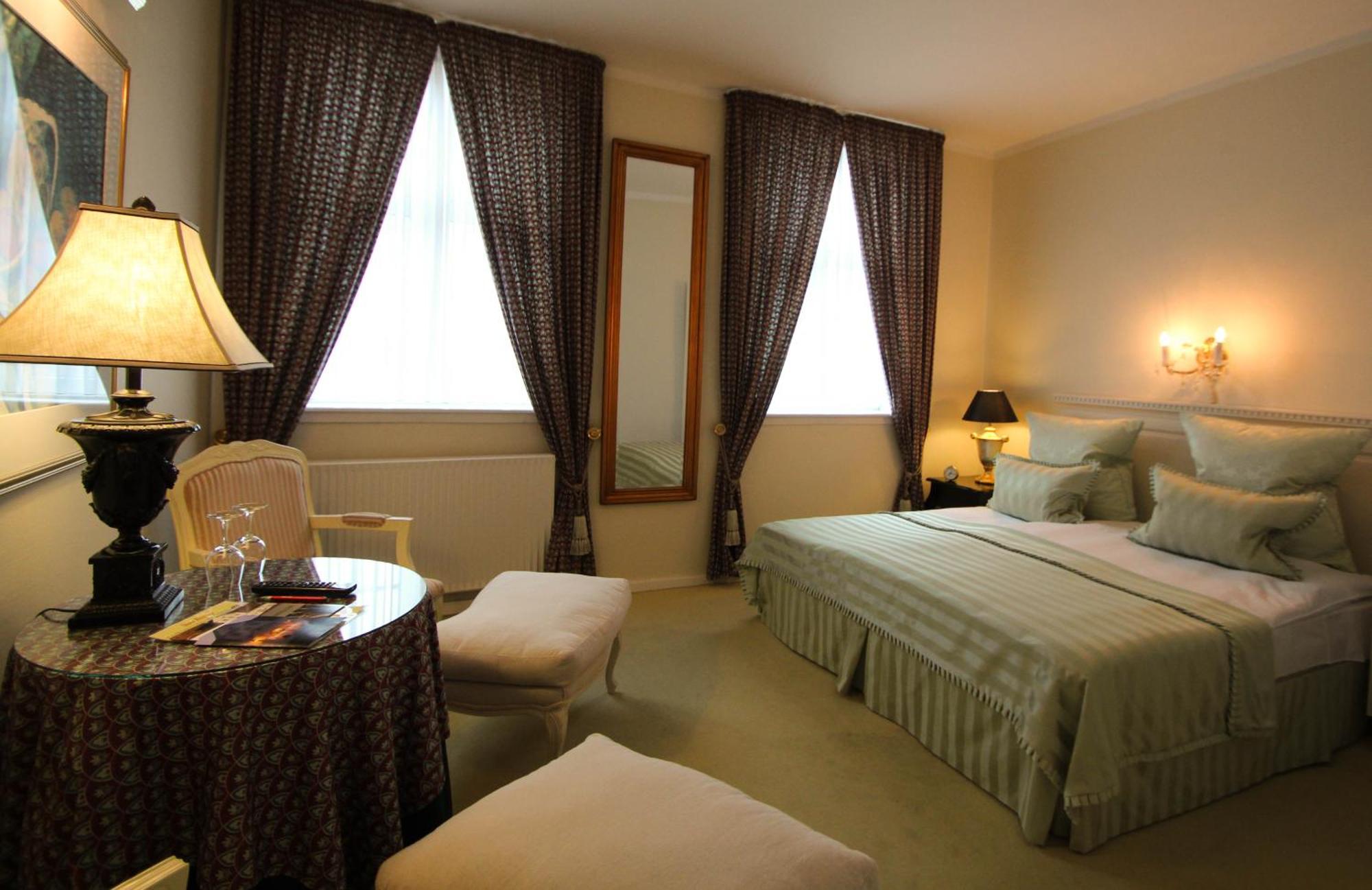 Store Restrup Manor House Room photo